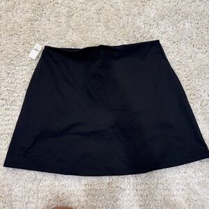 GapFit Power Exercise Skort